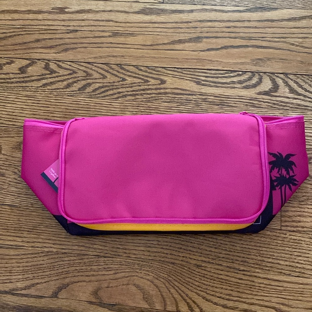 Trader Joe’s mini Cooler bag in Hot Pink. Mint Condition.